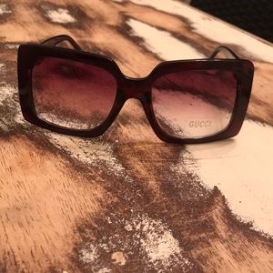 Women’s sunglasses